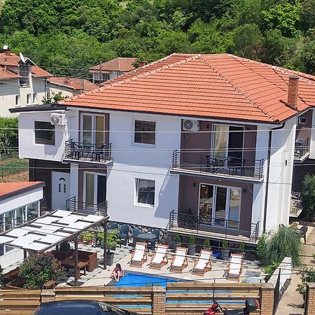 Villa Pegasus Pestani Охрид Екстер'єр фото